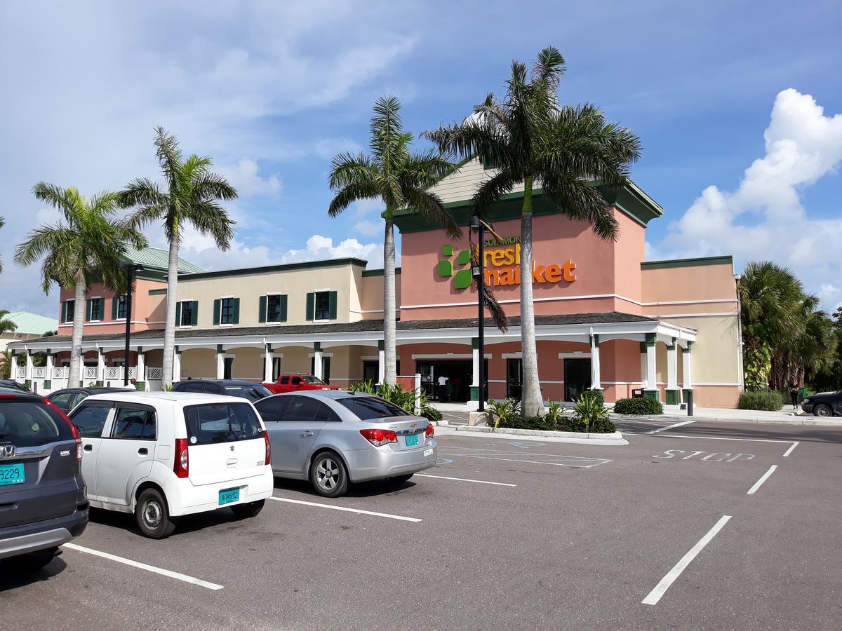 Bell At The Airport Suites Adults Only - Free Airport Transportation Nassau Zewnętrze zdjęcie